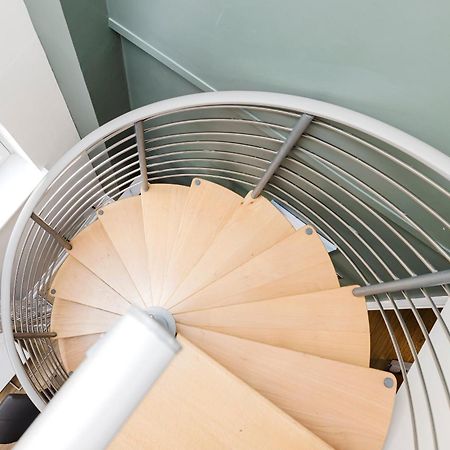 Joivy Stylish Apartment With Balcony In Old Town EDI Exterior foto